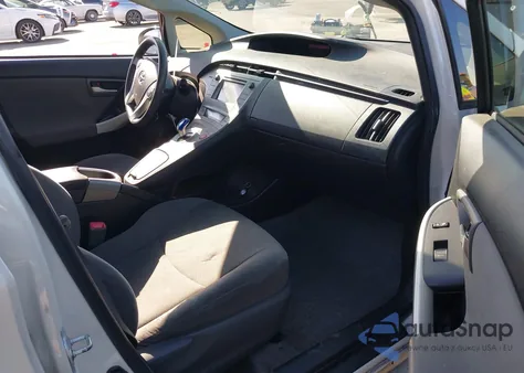 2012 Toyota Prius Three from USA, damaged, VIN JTDKN3DU2C5404689